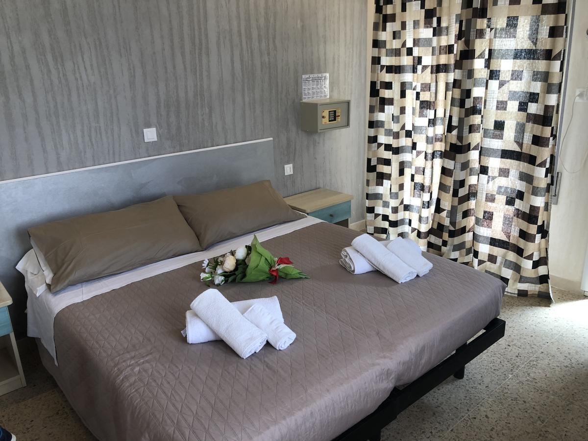 Hotel Monti ريتشوني المظهر الخارجي الصورة